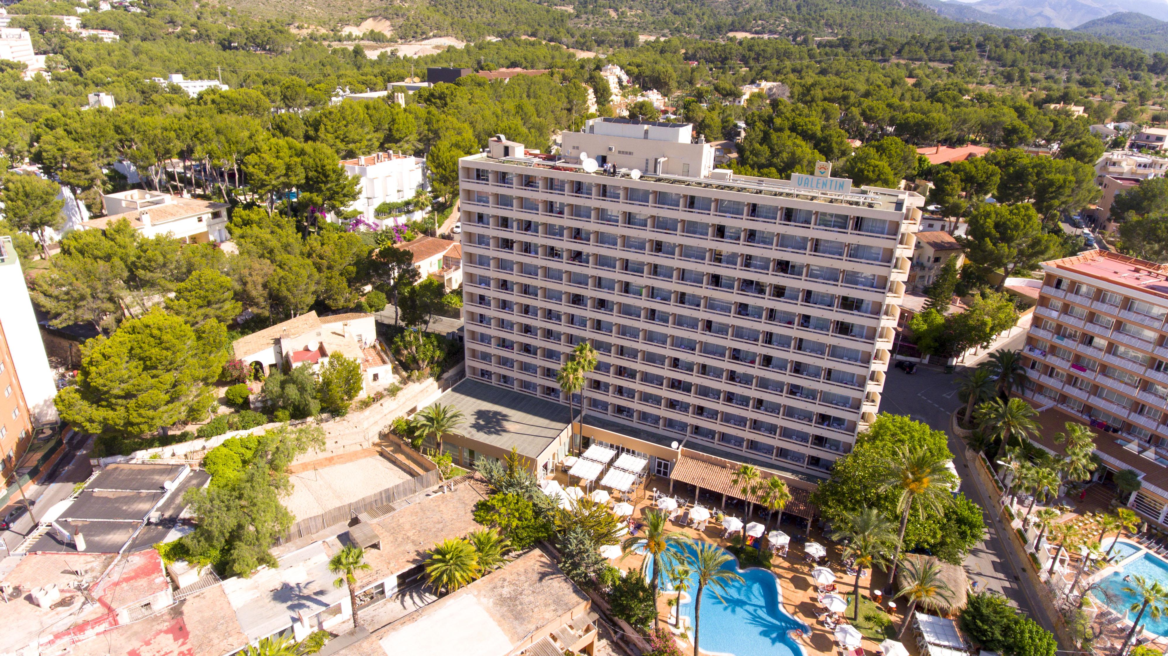 Valentin Reina Hotel