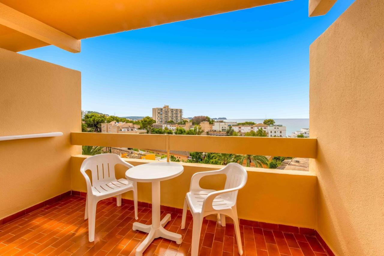 Valentin Reina Hotel 4*
