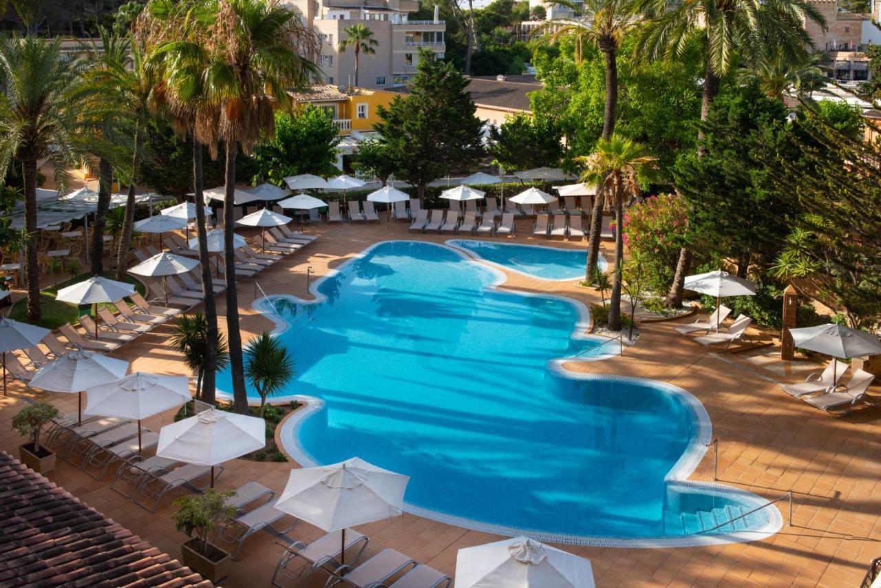 Valentin Reina Hotel 4*