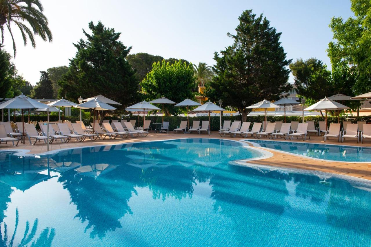 Valentin Reina Hotel