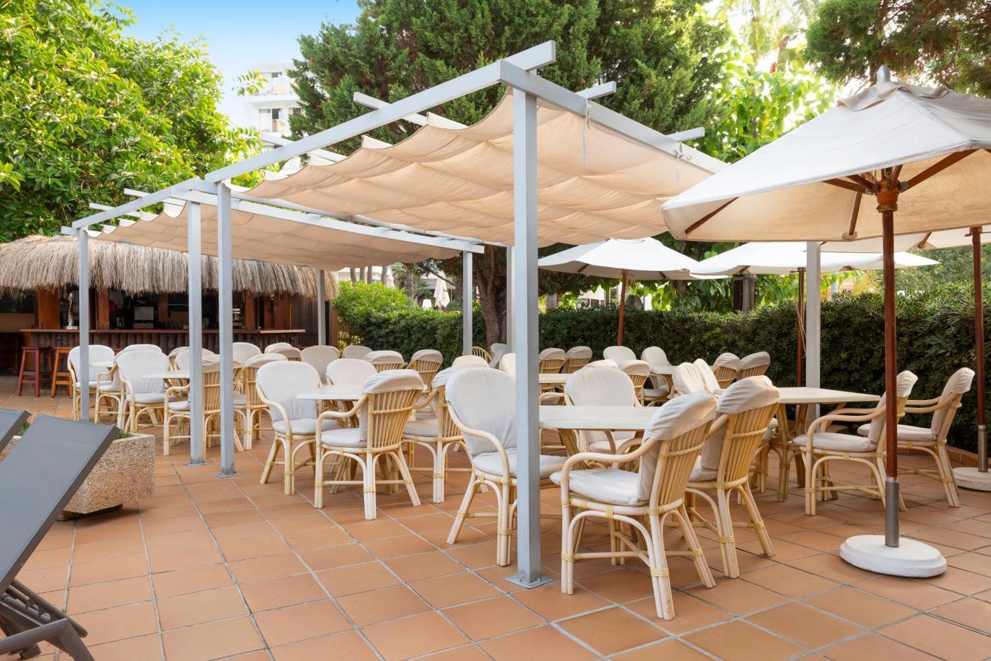 Valentin Reina Hotel 4*