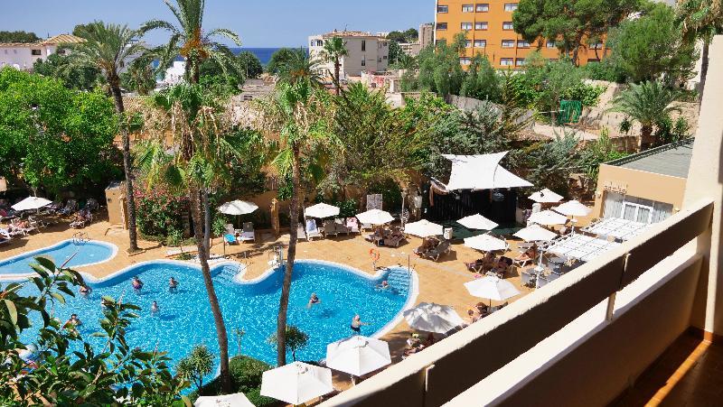 Valentin Reina Hotel 4*